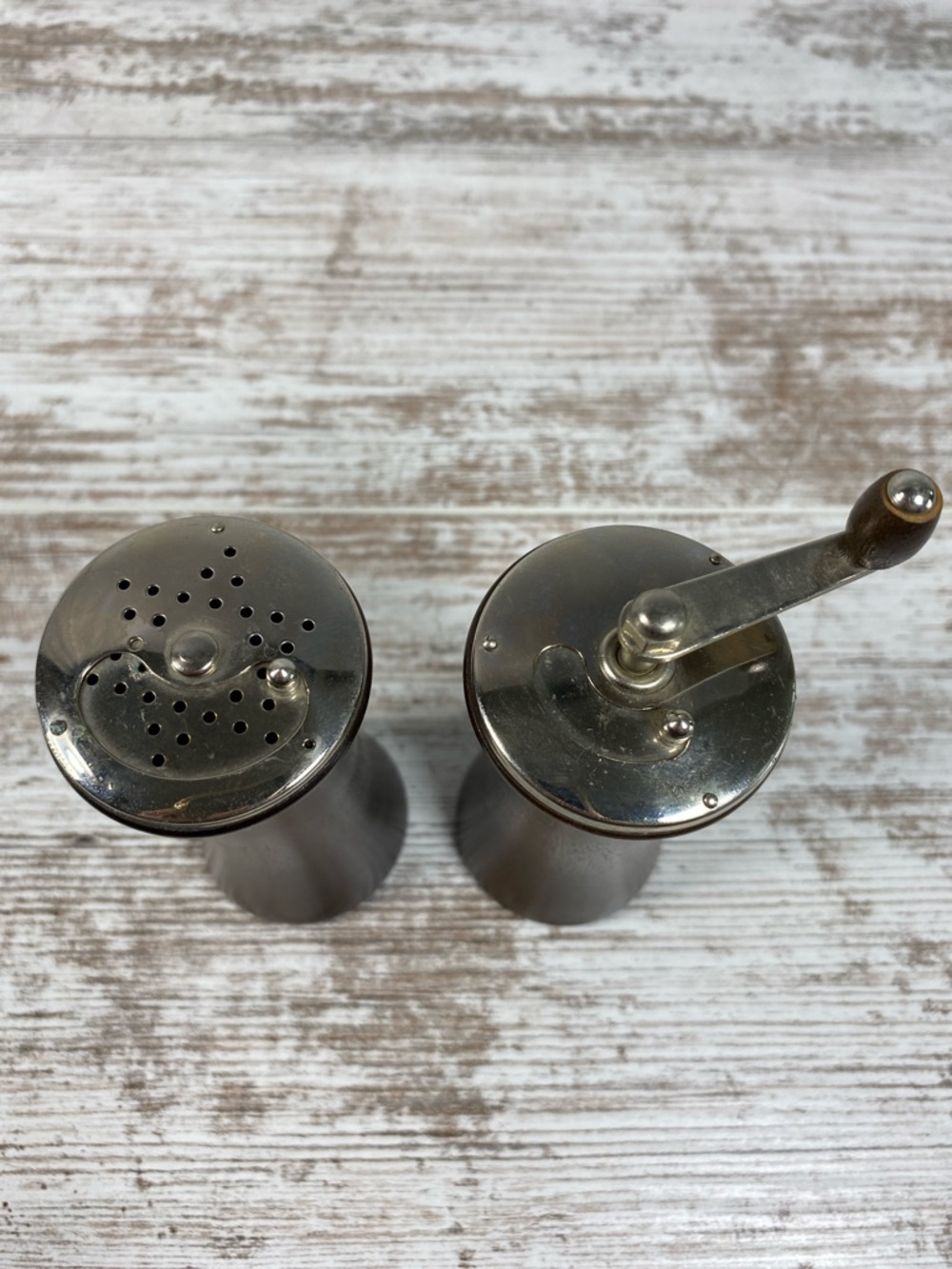 Vintage Wood Salt Pepper Mill Set Japan MCM Mid Century Modern Grinder 4” - Picture 2 of 7